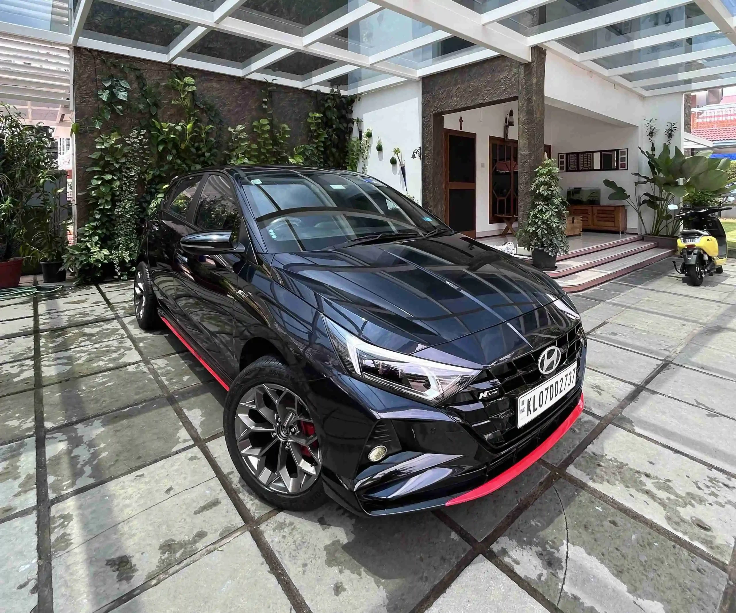 Home 2 A perfectly detailed and polished black Hyundai i20 N Line with a glossy finish by Xpert Detail in Kochi.